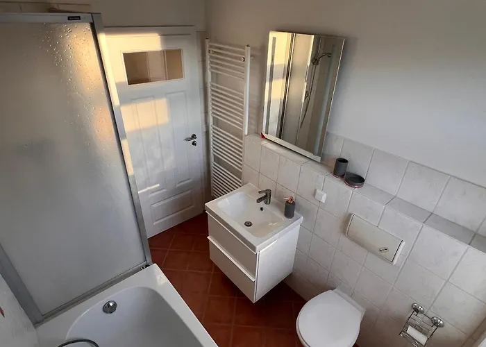 Ferienwohnung, Zentrum, Mit Garten, Am Radweg Lejlighed *